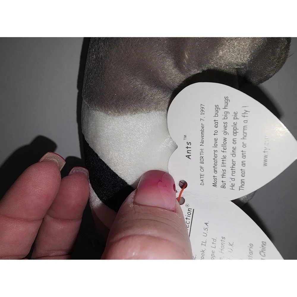 Ty Beanie Babies Ants The Anteater November 7 1997‎